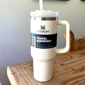 *NEW* Stanley travel quencher